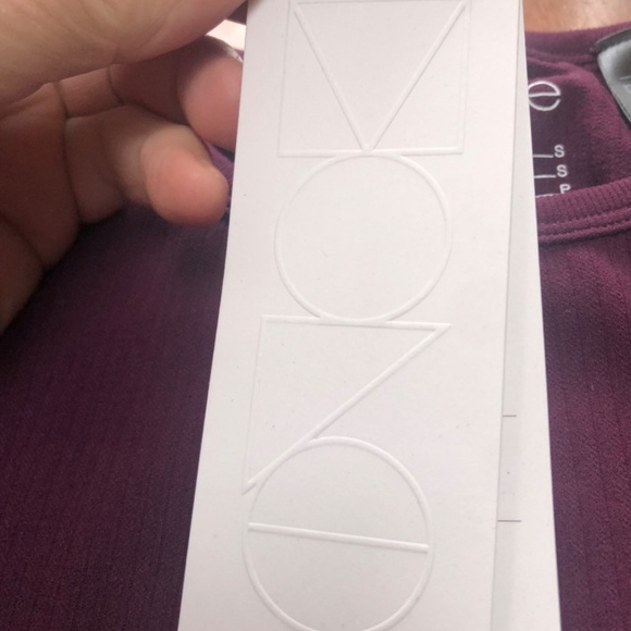 New Move top with tags and like new top Dynamite, great addition to your wardrob - Picture 6 of 8